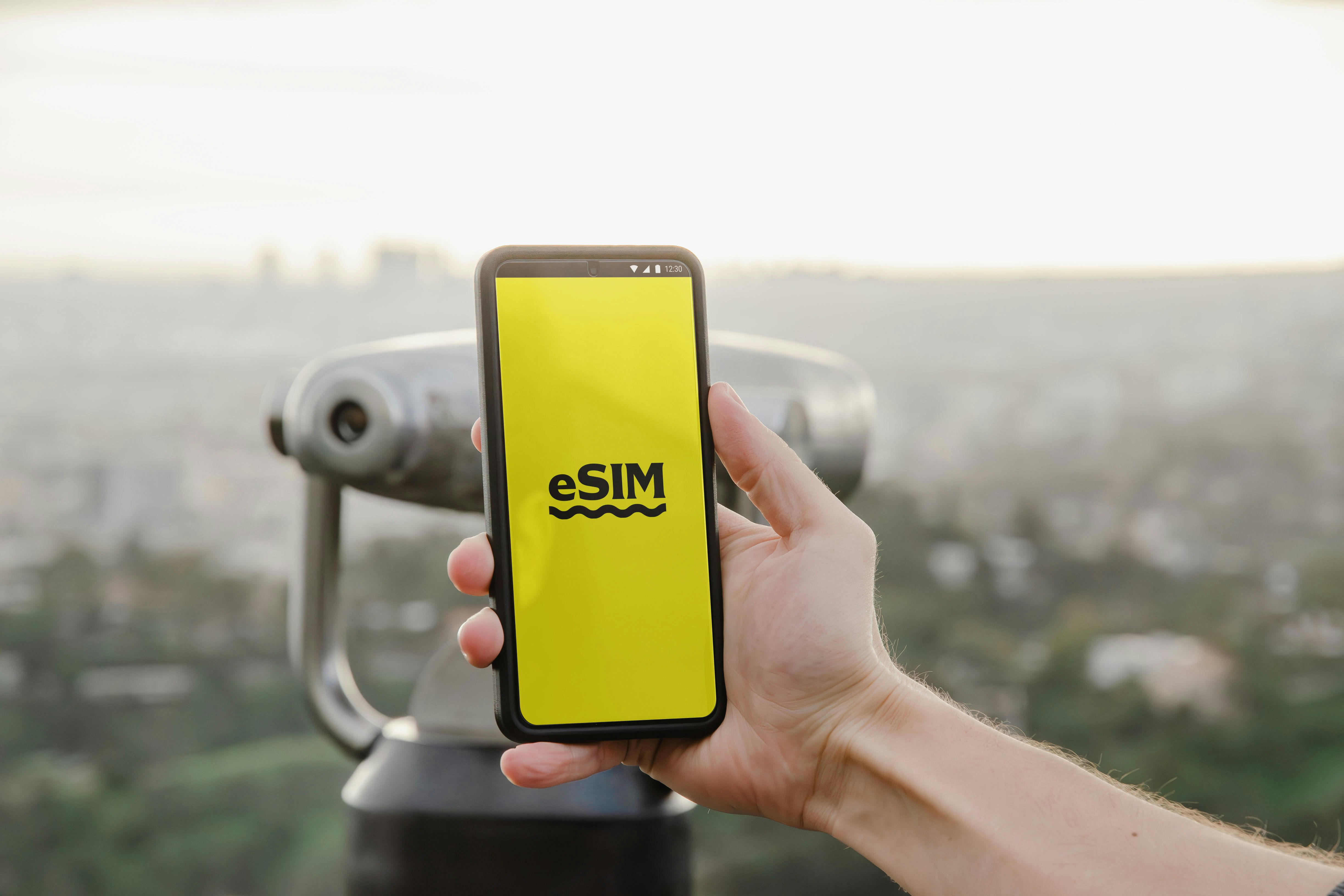 كيفية نقل eSIM إلى جهاز جديد؟ - صورة الأخبار على imei.info